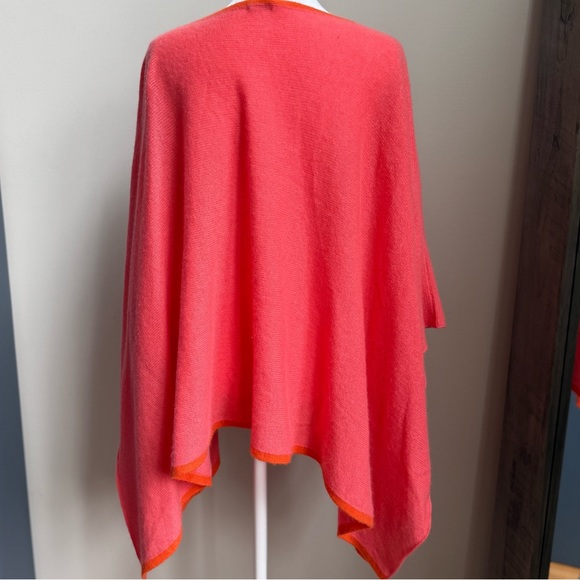 J. McLaughlin Cashmere Poncho - Picture 2 of 4